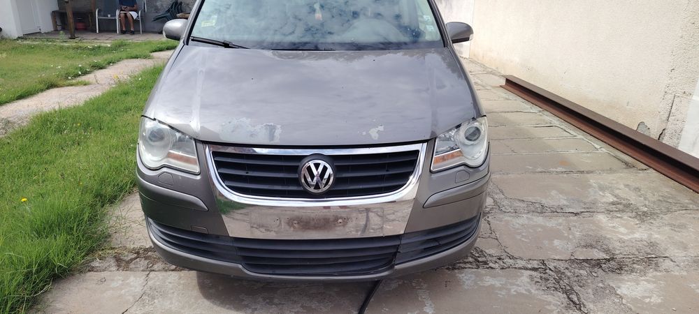 Фолксваген ТАУРАН 1.4 TSI 140 коня
