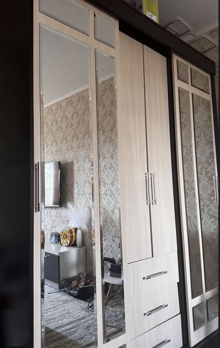 Продам шкаф в хорошем состоянии