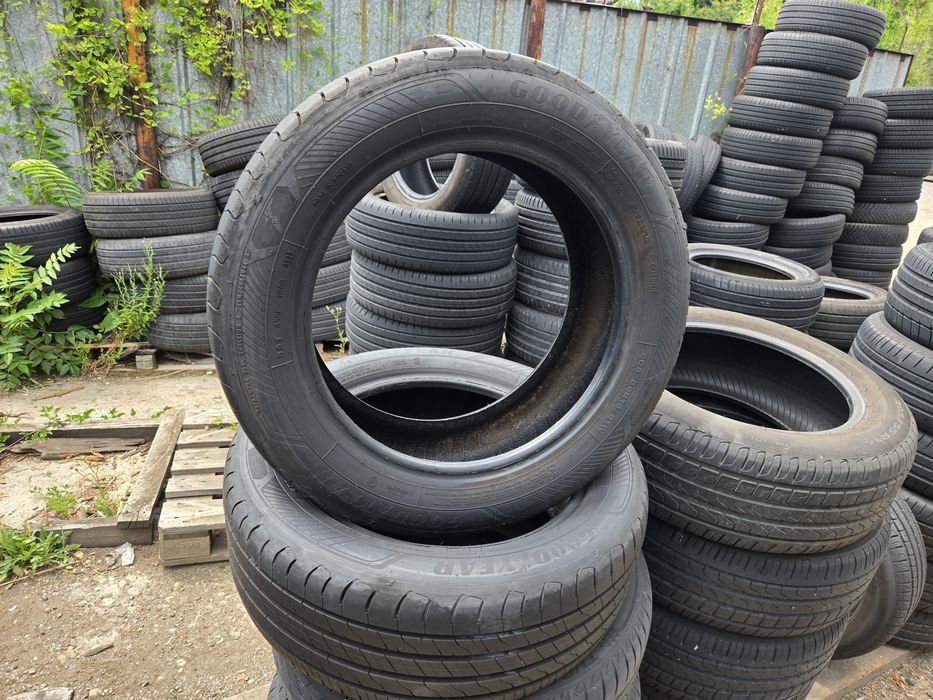 2бр. 205 55 16 Goodyear летни.