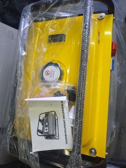 Бензиновый генератор DeWALT, 6500AV