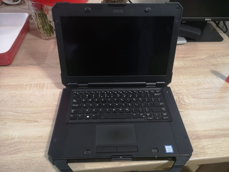 Vand Leptop Dell Latitude 5420 Rugged(pt diagnoza auto sau utilaje)
