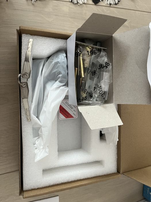 Incuietoare inteligentă pentru usă cu amprenta digitala - noua