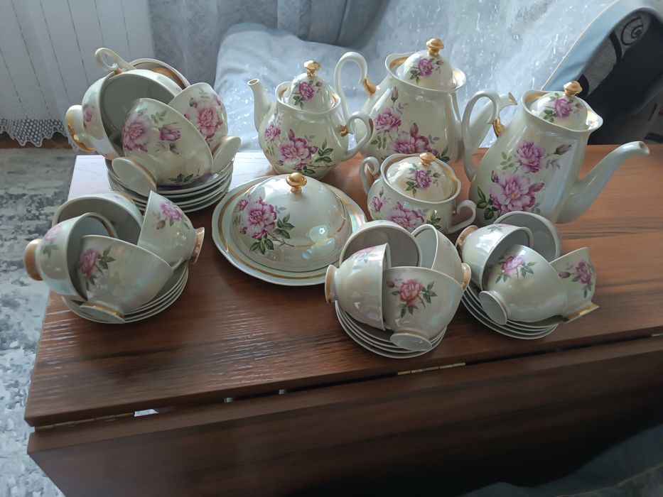 Кофейно-чайный сервиз