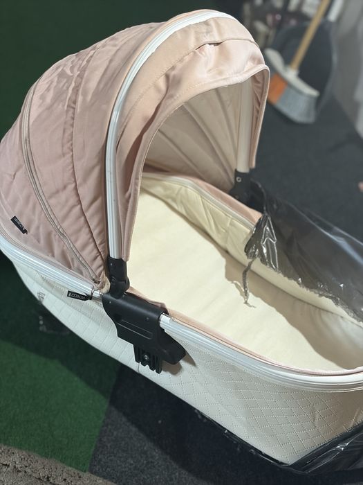 Carucior venicci 3 in 1 pure rose