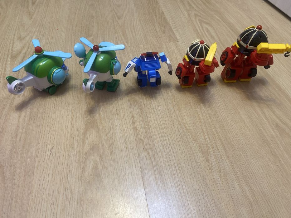 Набор игрушек робокар поли