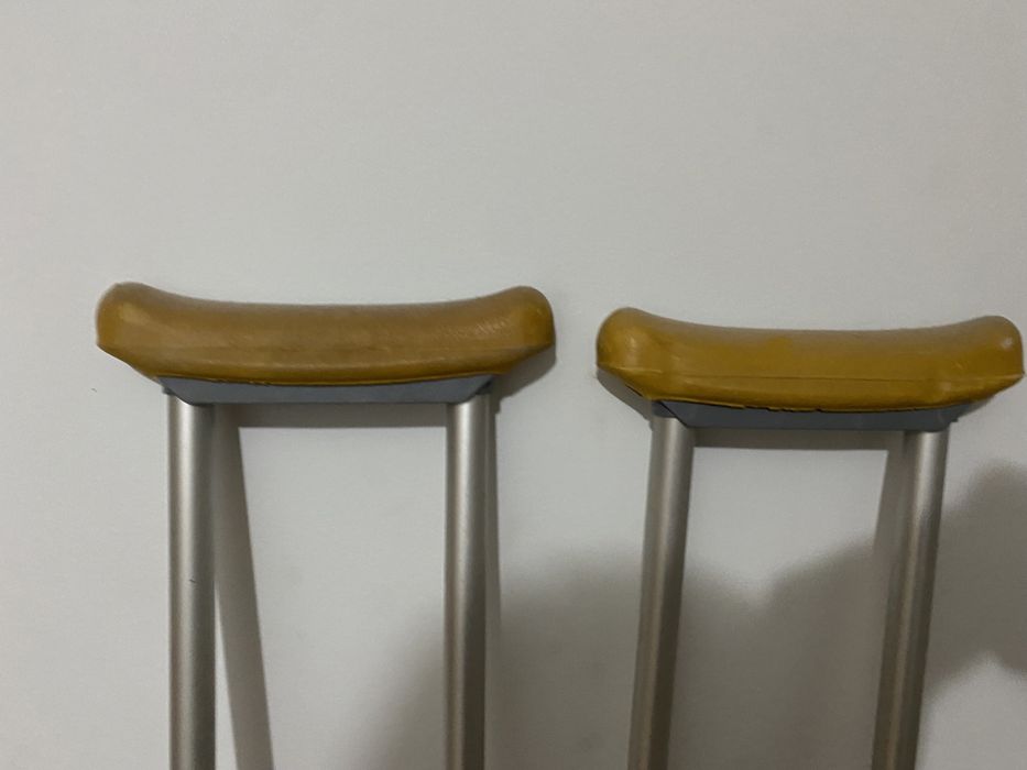 Костыли в хорошем состоянии