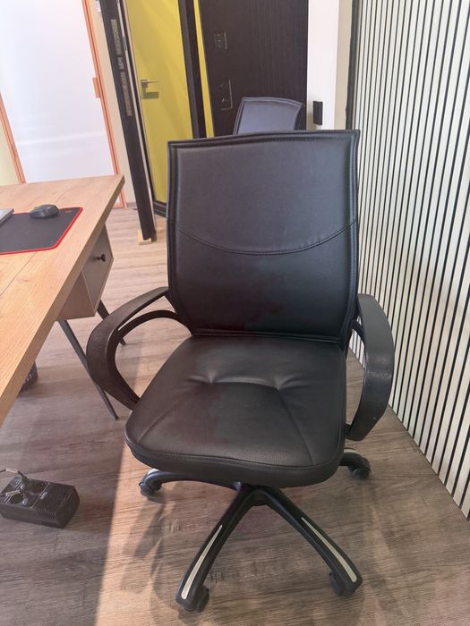 Стул офисный 2 шт