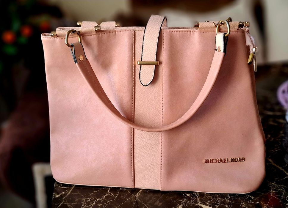 Дамска чанта MICHAEL KORS