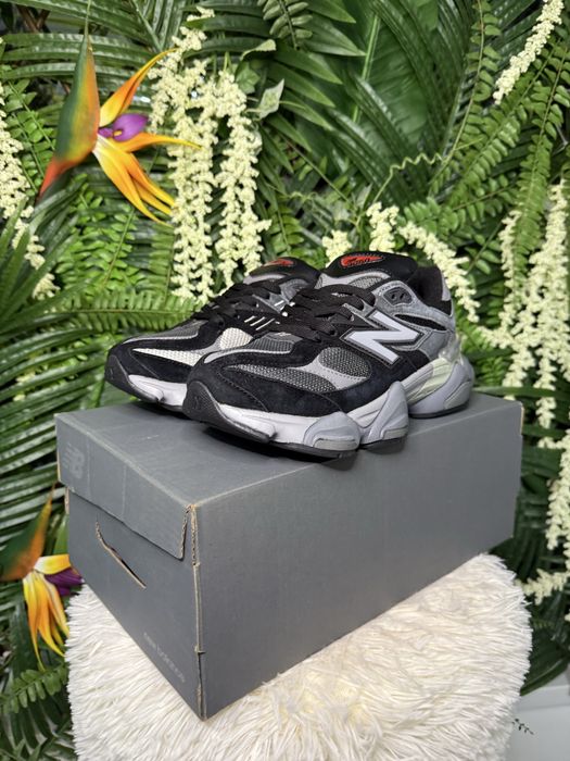 New Balance 9060 Black Grey