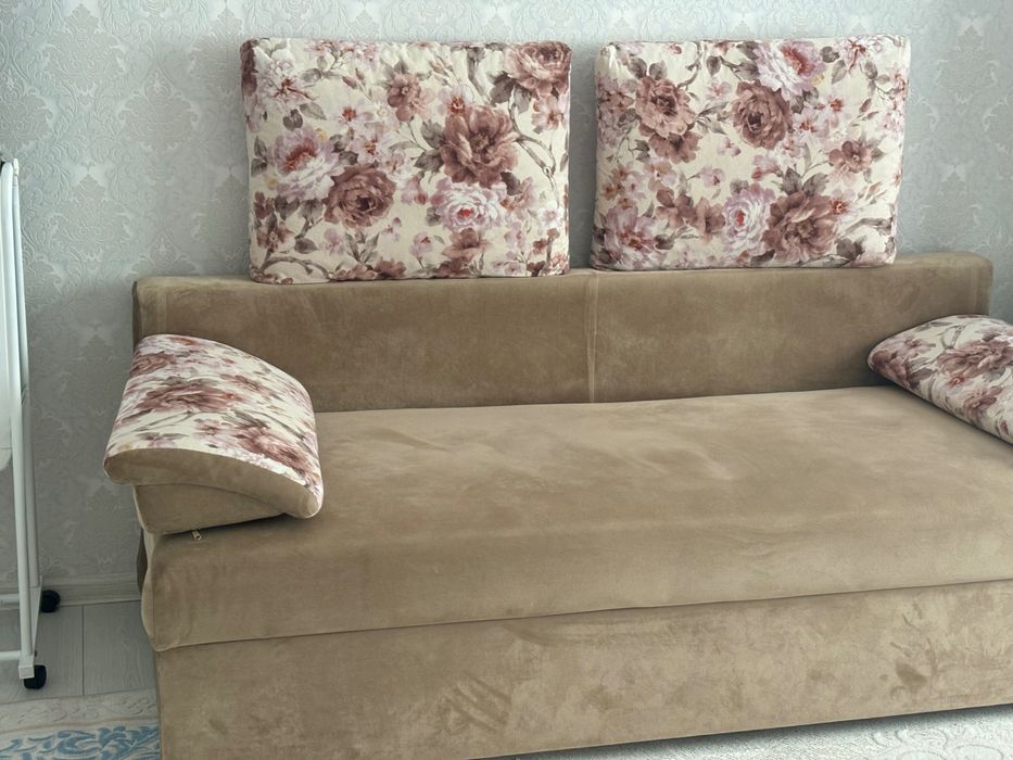 Продается диван б/у