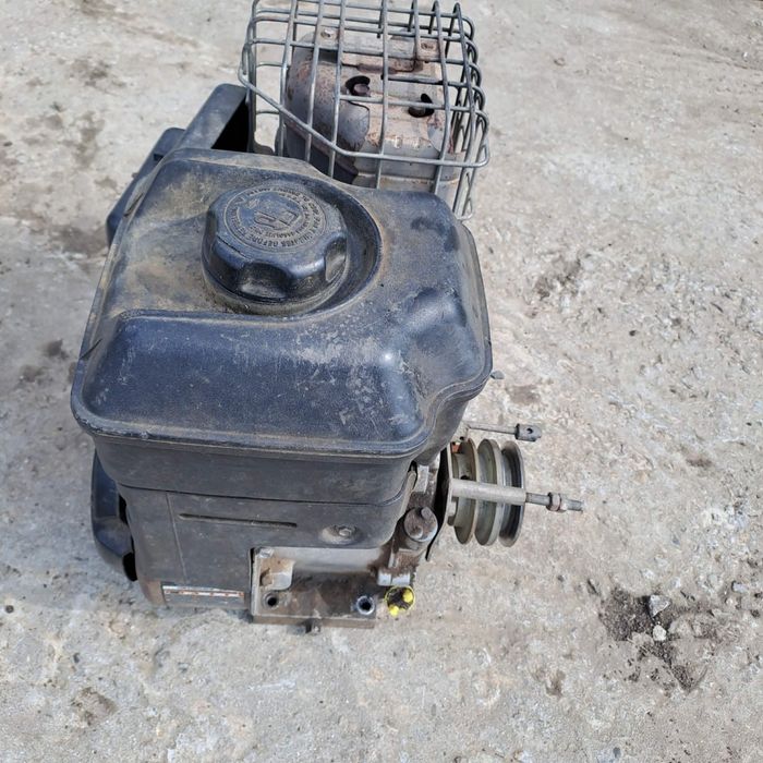 За части Briggs & Stratton