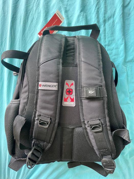 МНОГОФУНКЦИОНАЛНА Раница 26 литра - Wenger Sidebar Deluxe 16”