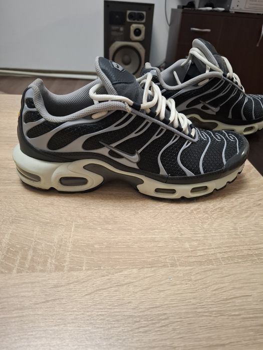 Продавам Nike Air Max Plus