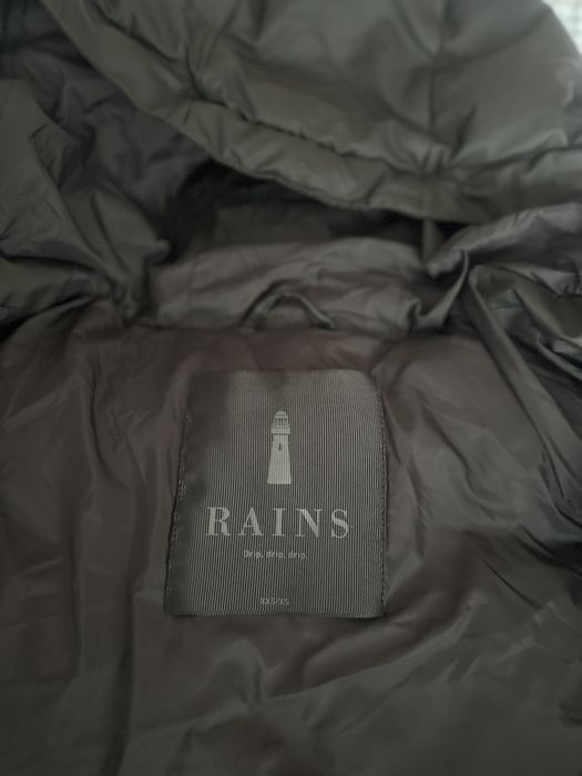 Geaca Rains unisex ,impermeabila ,aproape noua
