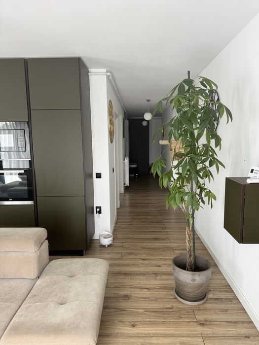Vand Apartament