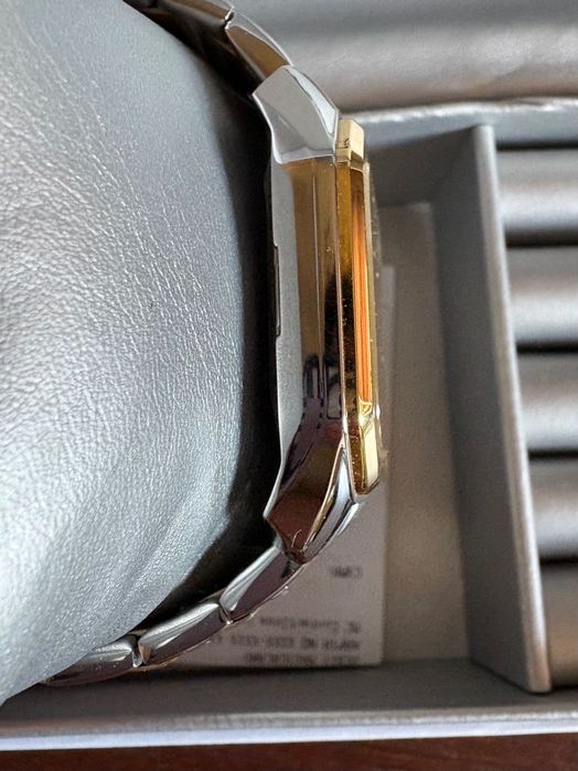 Дамски часовник Lotus