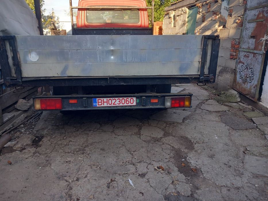 vând Iveco daily