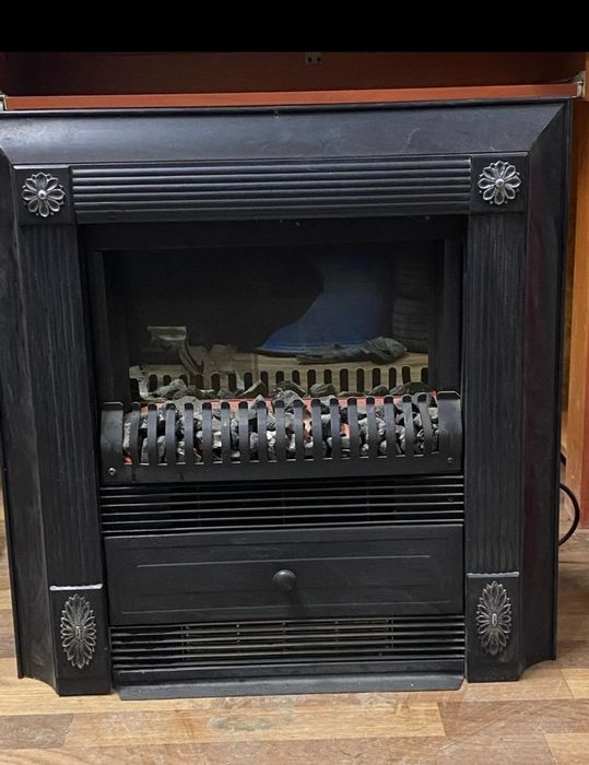 Продам электрокамин