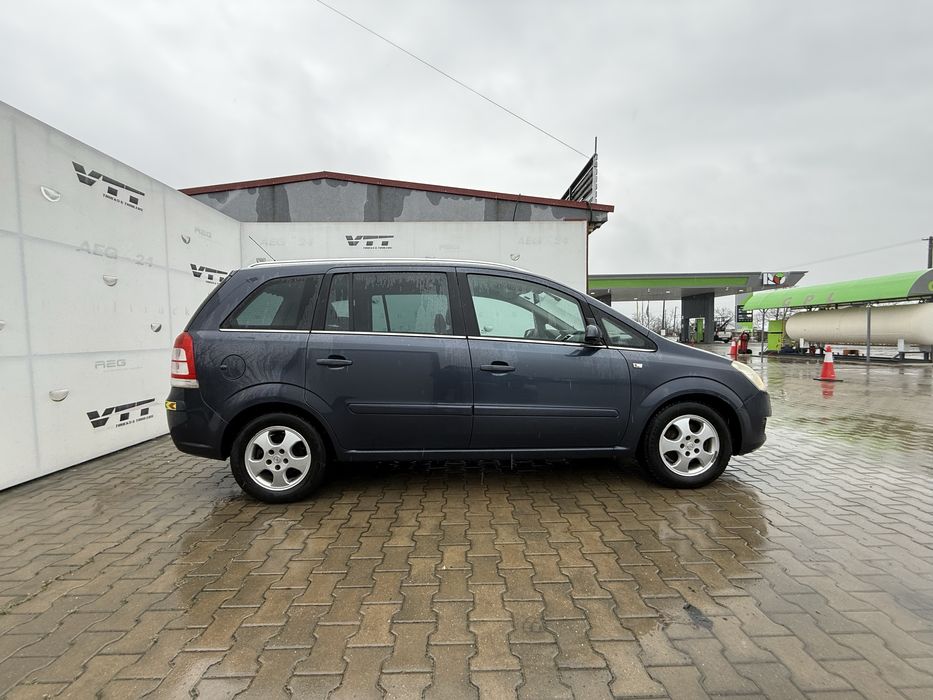 Vand  Opel Zafira 2008 1.8 benzina