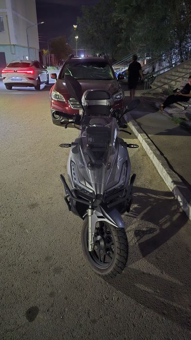 Скутер ADV 180 кубов