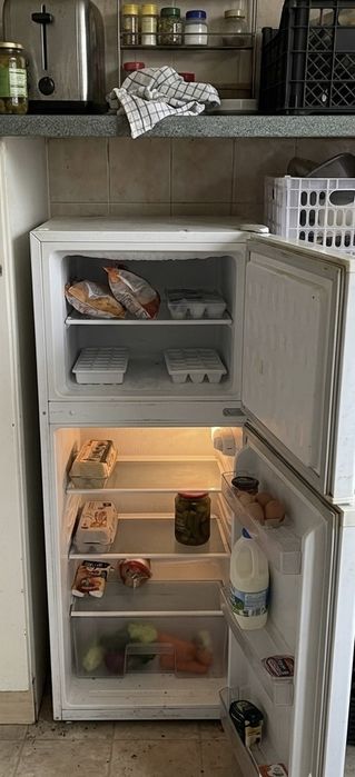 Холодильник LEADBROS