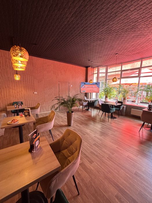 CAFE  Wine   Bar