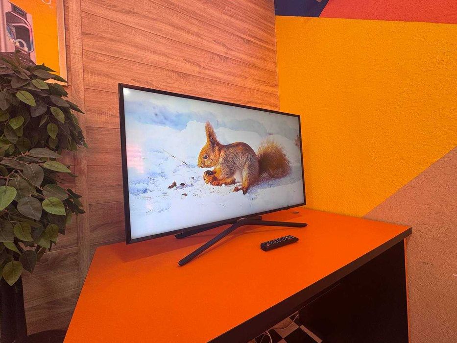Продается Телевизор Samsung Smart 43