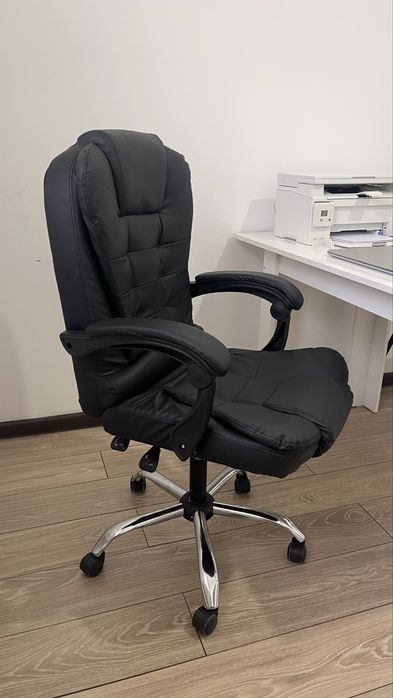 Компьютерное офисное кресло