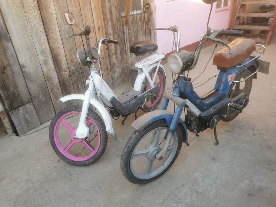 Vand 3 mopeduri Piaggio