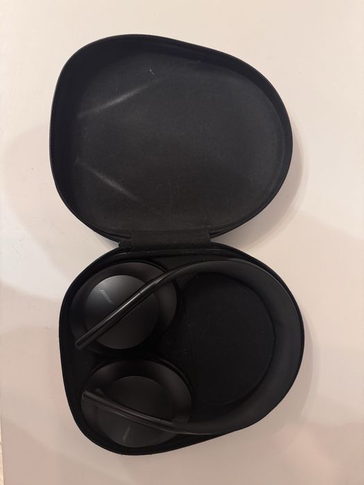 Bose 700  stare foarte buna