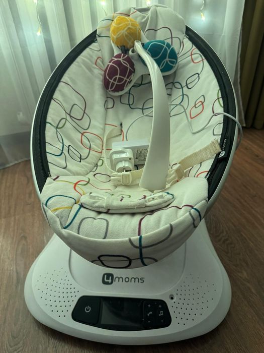 Продаю шезлонг элекстрический 4 moms