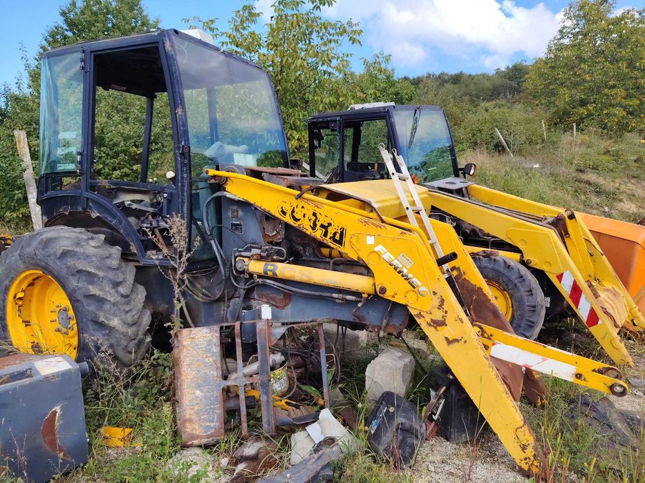 Dezmembrez Buldoexcavator Fermec 860 an  2001