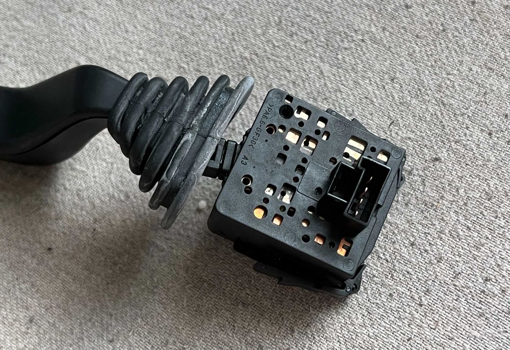 Manetă ștergătoare Opel Astra H Zafira B Corsa C Tigra – cod 13182315