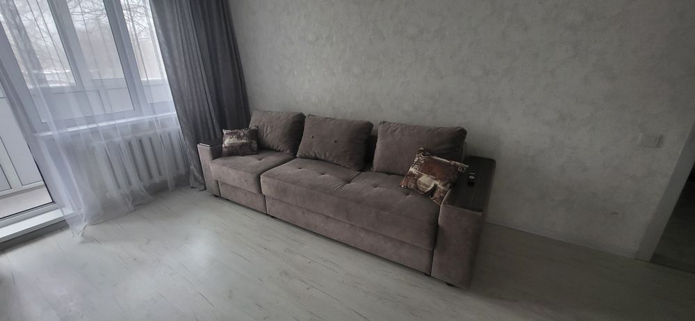 Продам диван в отличном состоянии