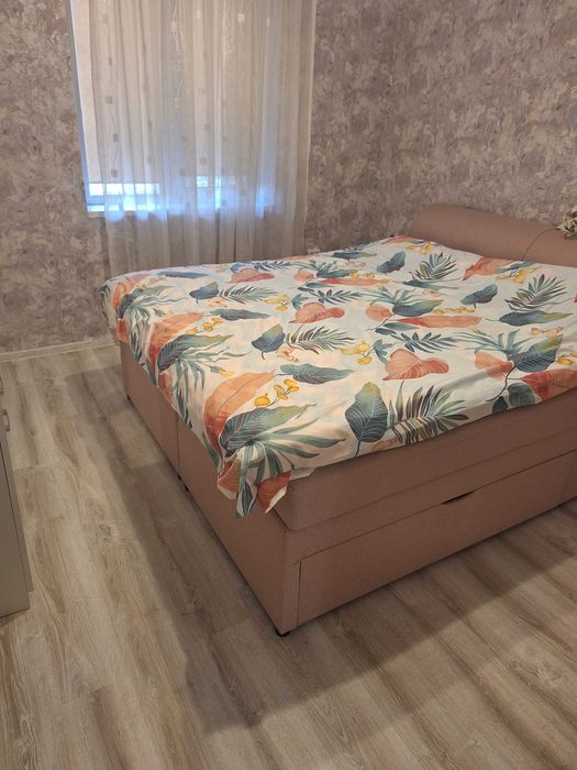 Продава се Двустаен апартамент в Перник, Изток - 70 кв.м за 700 €/кв.м - Снимка #2