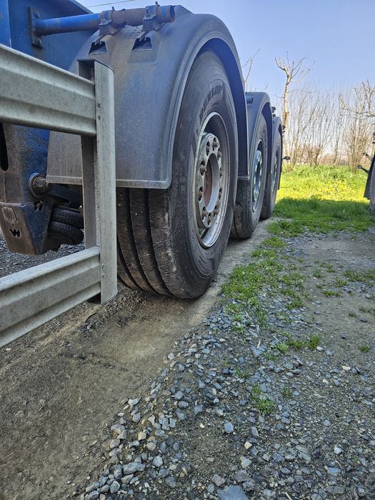 Vând sau închiriez semiremorcă Schmitz  transport containere
