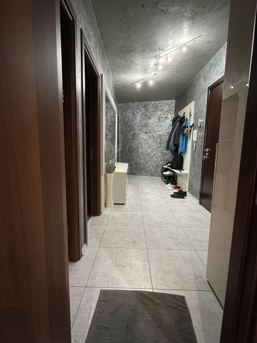 Продава се Тристаен апартамент в Силистра, Митница - 135 кв.м за 1186 €/кв.м - Снимка #9