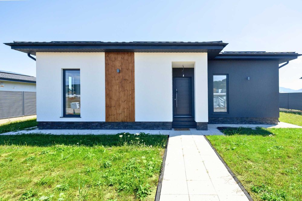 Proprietar Vand Casa 4 camere | Toate utilitatile | Finisaje Conrep | Sânpetru, BV