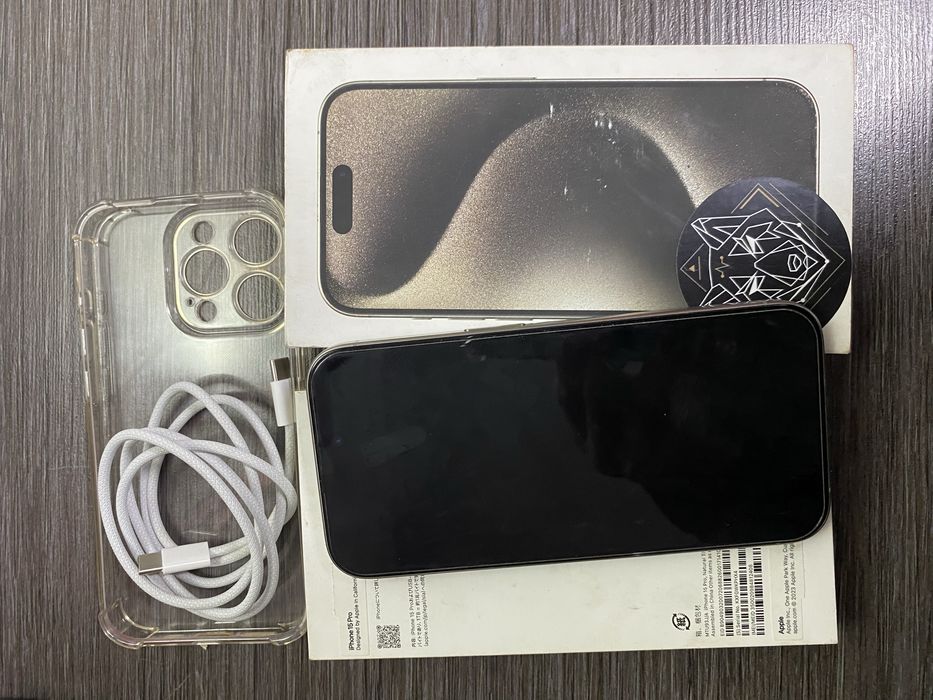 Продам айфон 15про