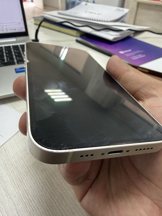 Продается Iphone 13