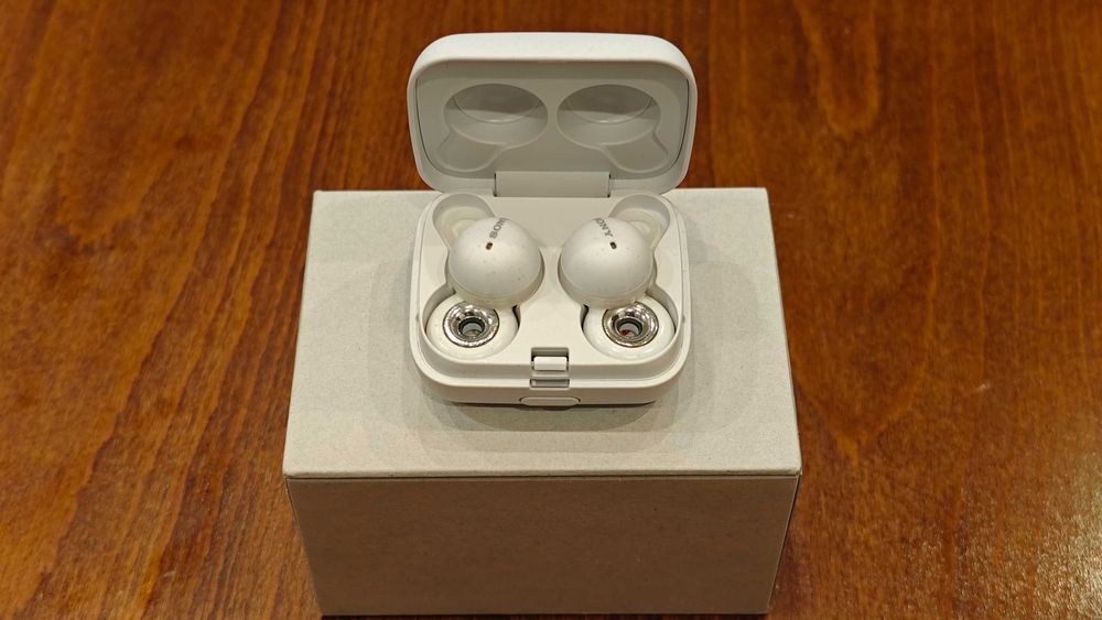 НОВИ - True wireless слушалки SONY LINKBUDS (2 години гаранция)