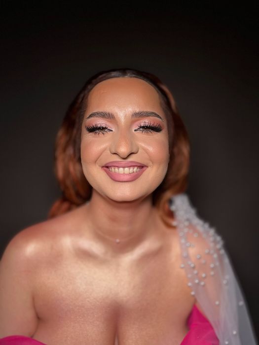 Ofer servicii de make-up in bucuresti!