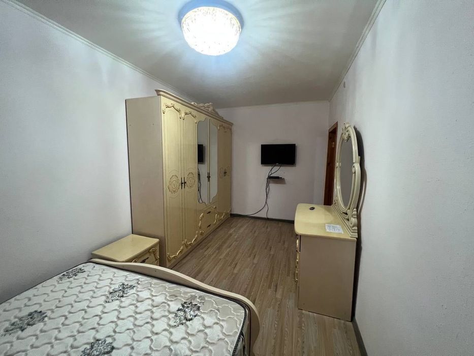 Сдается 3х комнатная квартира
С обстановкой 
В горде Алмалыке