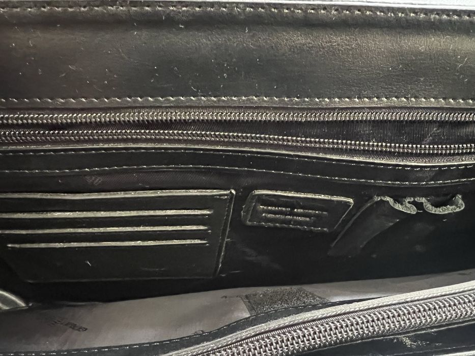 Портфель Giorgio Armani с кодовым замком