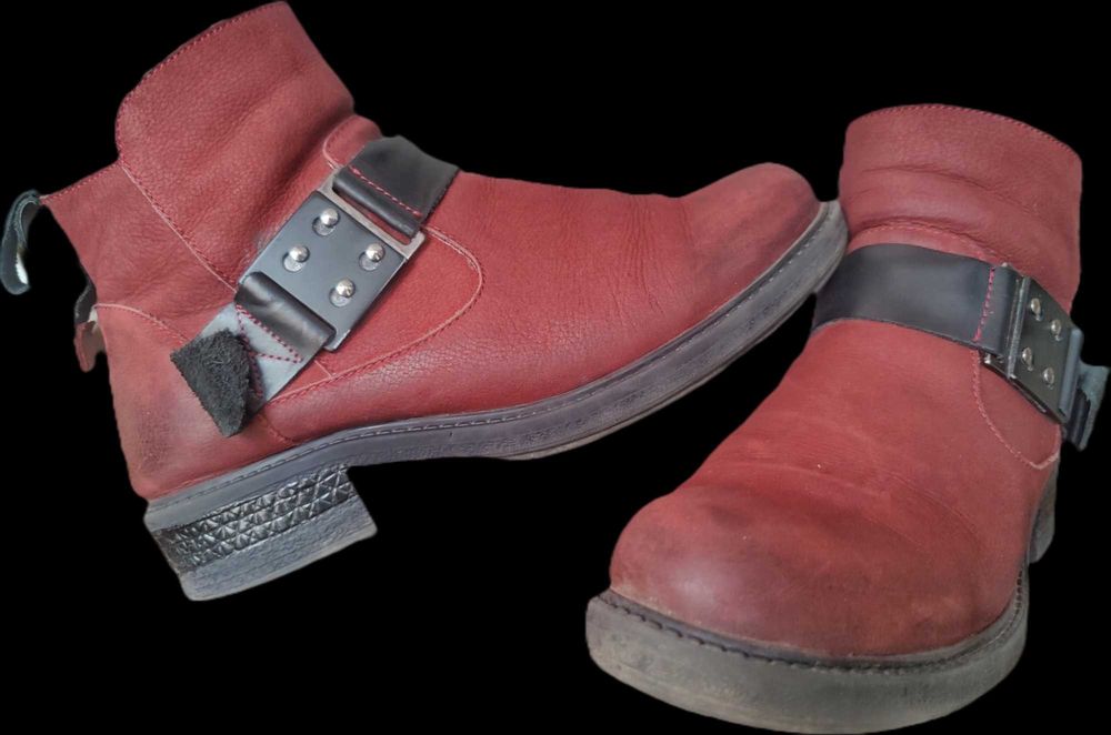 Ghete dama piele nubuck EU 39