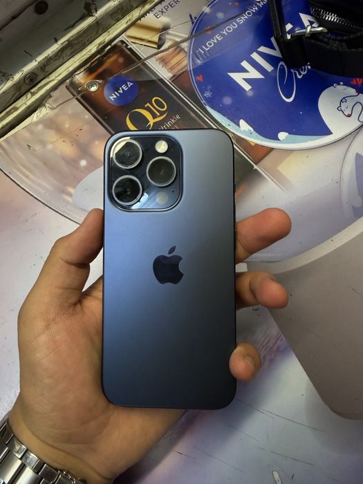 iPhone 15 pro 128gb