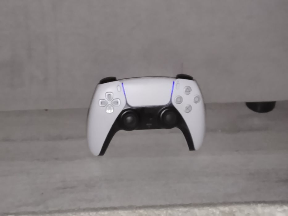 Почти новый джостик СРОЧНО!