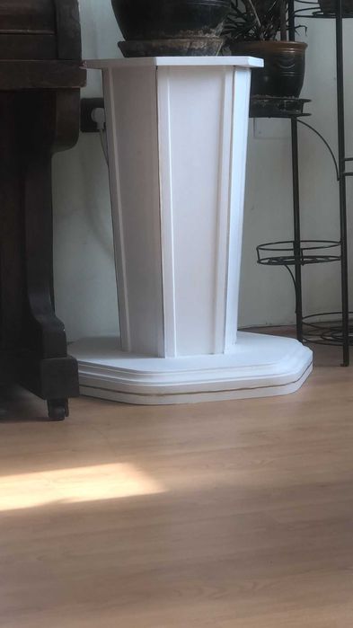 Красива трапезна маса дърво и мрамор, шестоъгълна