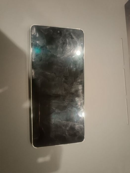 Samsung A73  256гб