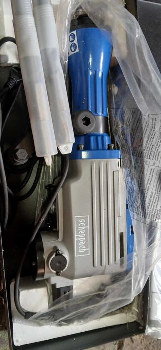 Къртач чисто нов